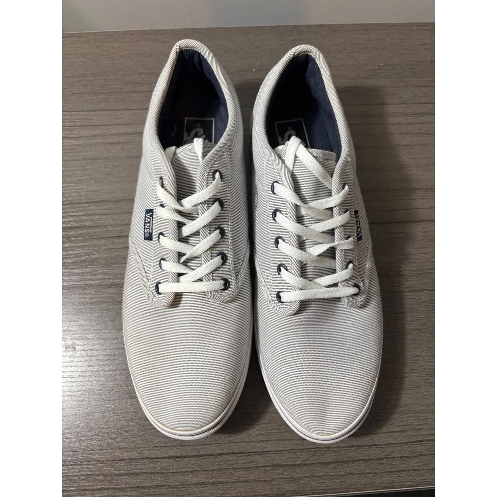 Vans Womens Blue and White Pinstripe Lace Up Low‎ Top Sneaker Size 9